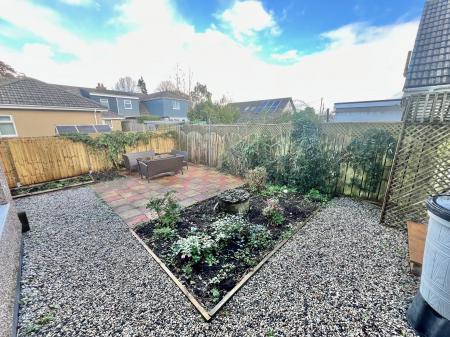 6 bedroom Detached house for sale in Mote Park, Saltash, PL12