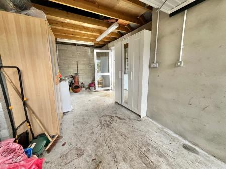 6 bedroom Detached house for sale in Mote Park, Saltash, PL12