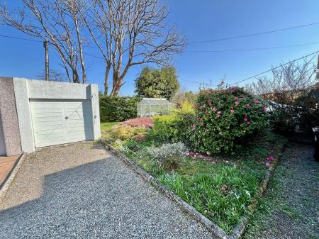 3 bedroom Semi-detached bungalow for sale in Parkesway, St. Stephens, Saltash, PL12