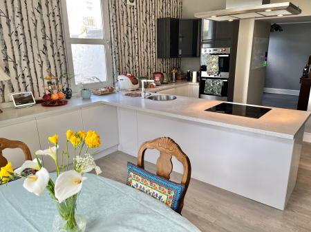 4 bedroom Detached house for sale in Essa Road, Saltash, PL12