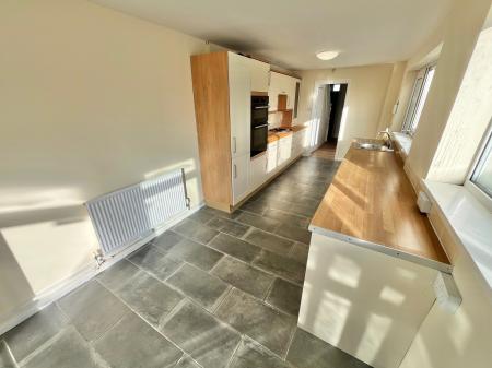 4 bedroom Terraced House for sale in Callington Road, Saltash, PL12