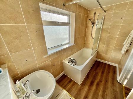 4 bedroom Terraced House for sale in Callington Road, Saltash, PL12