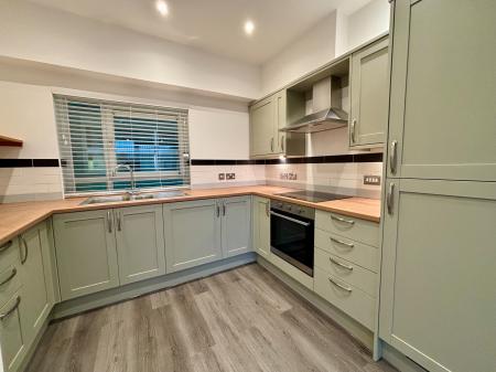 1 bedroom Flat to let in Albert Road, Devonport, Plymouth, PL2