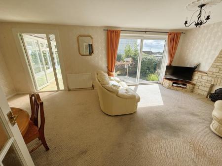 3 bedroom Detached house for sale in Andrews Way, Saltash, PL12