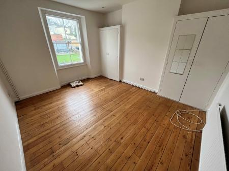 4 bedroom Terraced House to let in Higher Port View, Saltash, PL12