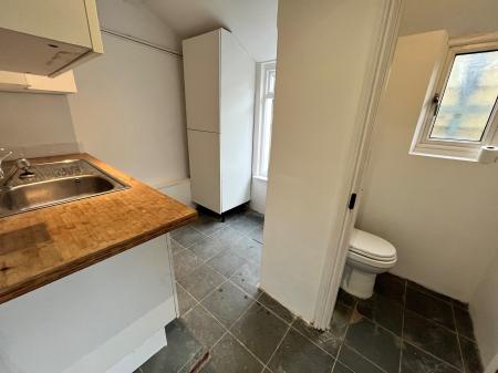 4 bedroom Terraced House to let in Higher Port View, Saltash, PL12