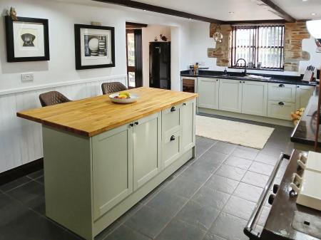 4 bedroom Detached house for sale in Trematon, Saltash, PL12