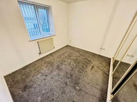 2 bedroom Flat for sale in Biscombe Gardens, Saltash, PL12