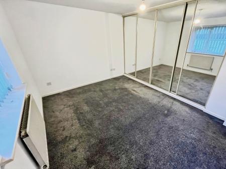 2 bedroom Flat for sale in Biscombe Gardens, Saltash, PL12