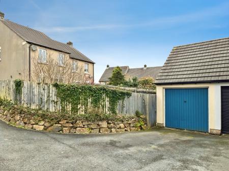 3 bedroom Semi-detached house for sale in Bridal Way, Pillmere, Saltash, PL12