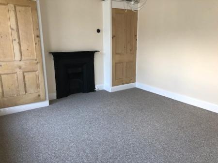 3 bedroom Terraced House to let in Ivydale Road, Lipson, Plymouth, PL4