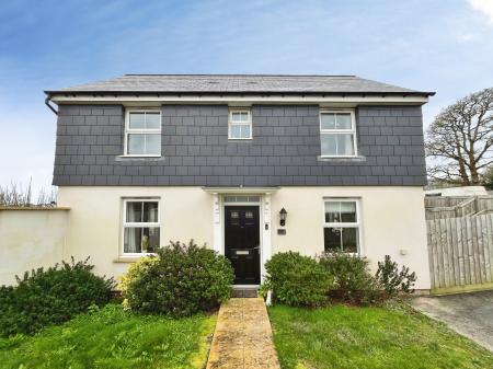 3 bedroom End of terrace house for sale in Green Meadow Close, Carkeel, Saltash, PL12