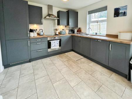 3 bedroom End of terrace house for sale in Green Meadow Close, Carkeel, Saltash, PL12