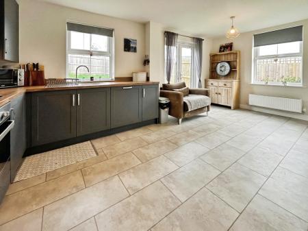 3 bedroom End of terrace house for sale in Green Meadow Close, Carkeel, Saltash, PL12