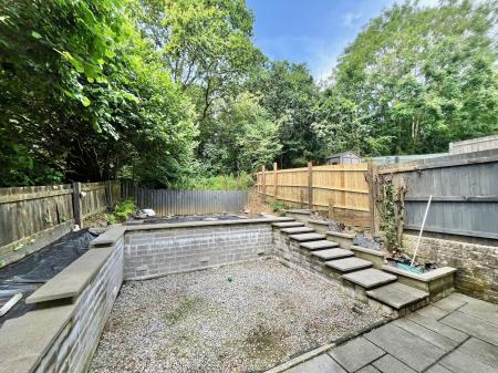 2 bedroom End of terrace house for sale in Harebell Close, Pillmere, Saltash, PL12