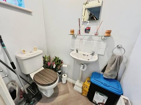 2 bedroom End of terrace house for sale in Harebell Close, Pillmere, Saltash, PL12