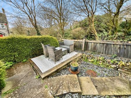 2 bedroom End of terrace house for sale in Harebell Close, Pillmere, Saltash, PL12