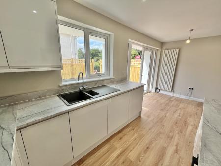 3 bedroom Semi-detached house for sale in Carlton Villas, Hatt, PL12