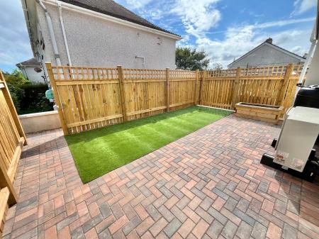 3 bedroom Semi-detached house for sale in Carlton Villas, Hatt, PL12