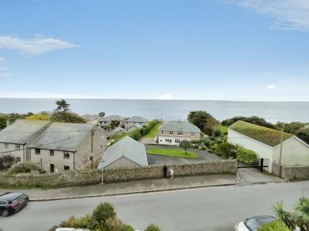 4 bedroom Detached house to let in Beechfield, Downderry, PL11