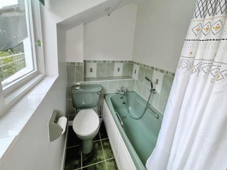 4 bedroom Detached house to let in Beechfield, Downderry, PL11