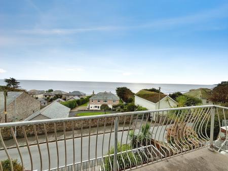 4 bedroom Detached house to let in Beechfield, Downderry, PL11