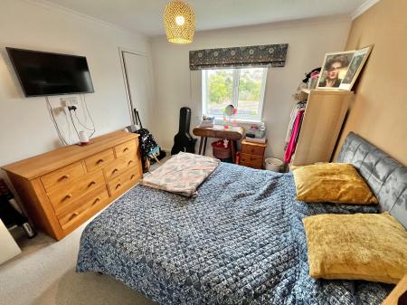 2 bedroom End of terrace house for sale in Babis Farm Row, Saltash, PL12