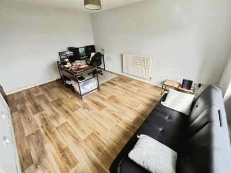 2 bedroom Flat for sale in Biscombe Gardens, Saltash, PL12