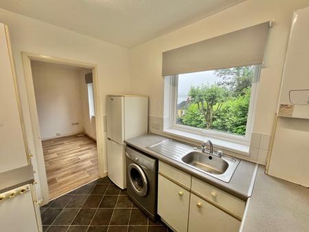 2 bedroom Flat for sale in Biscombe Gardens, Saltash, PL12