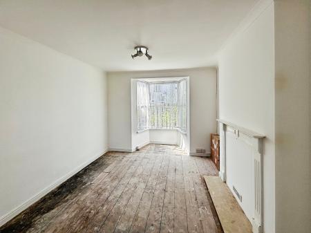 2 bedroom Detached house to let in Callington Road, Saltash, PL12