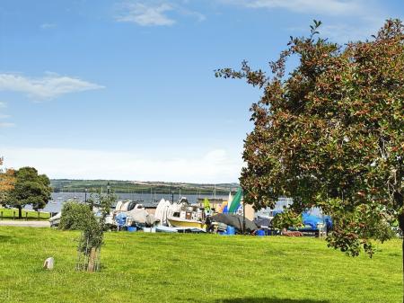 2 bedroom Apartment for sale in Daws Court, Saltash, PL12