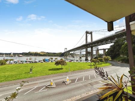 2 bedroom Apartment for sale in Daws Court, Saltash, PL12