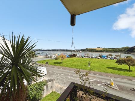 2 bedroom Apartment for sale in Daws Court, Saltash, PL12