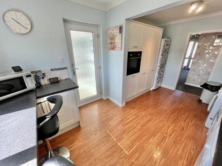 2 bedroom Semi-detached bungalow for sale in Taylor Road, Saltash, PL12