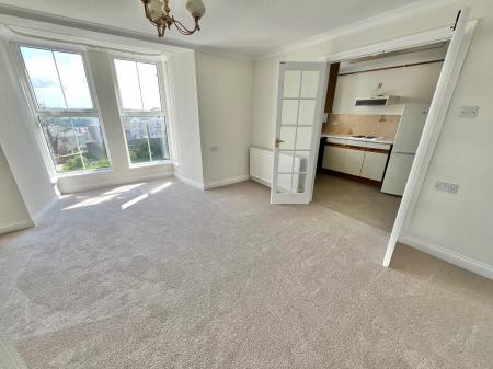 1 bedroom Flat for sale in Cedar Court, Saltash, PL12