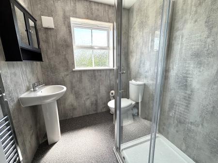2 bedroom Semi-detached house to let in Grassmere Way, Pillmere, Saltash, PL12