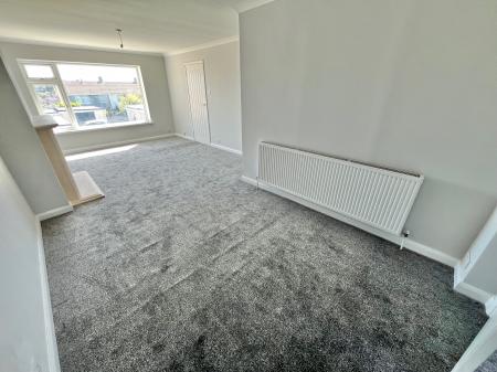 3 bedroom End of terrace house for sale in Castlemead Close, Saltash, PL12