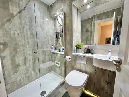 4 bedroom End of terrace house for sale in Turnpike, Gunnislake, PL18