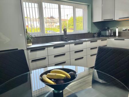 4 bedroom End of terrace house for sale in Turnpike, Gunnislake, PL18
