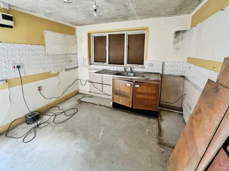 2 bedroom End of terrace house for sale in School Road, Landrake, PL12
