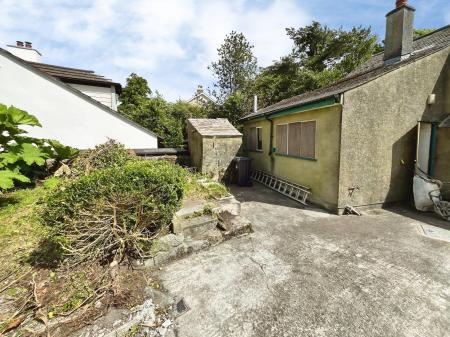 2 bedroom End of terrace house for sale in School Road, Landrake, PL12