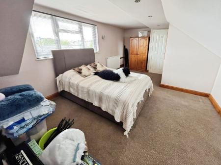 4 bedroom Detached house for sale in Windmill Hill, Saltash, PL12