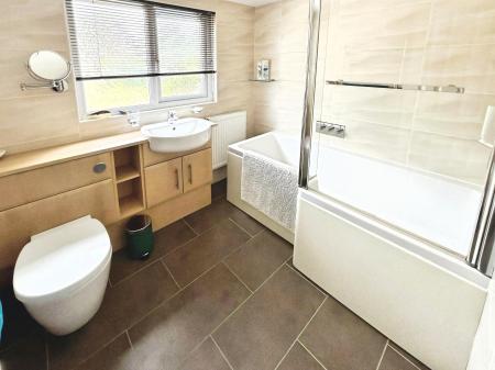 4 bedroom Detached house for sale in Windmill Hill, Saltash, PL12