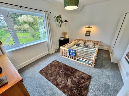 3 bedroom Semi-detached house for sale in Home Park, Landrake, PL12