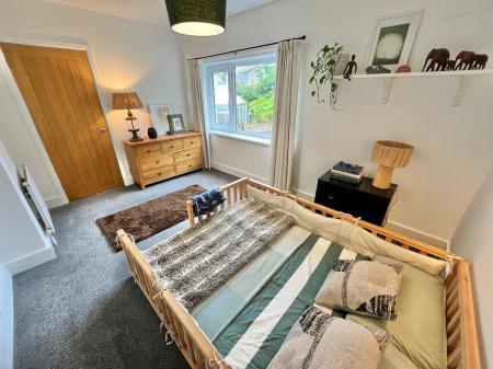 3 bedroom Semi-detached house for sale in Home Park, Landrake, PL12