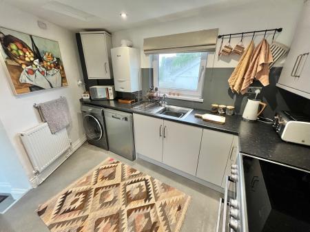 3 bedroom Semi-detached house for sale in Home Park, Landrake, PL12
