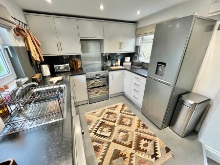 3 bedroom Semi-detached house for sale in Home Park, Landrake, PL12