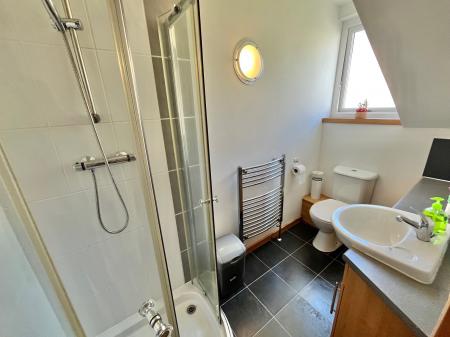 4 bedroom Detached house for sale in Old Ferry Road, Saltash, PL12
