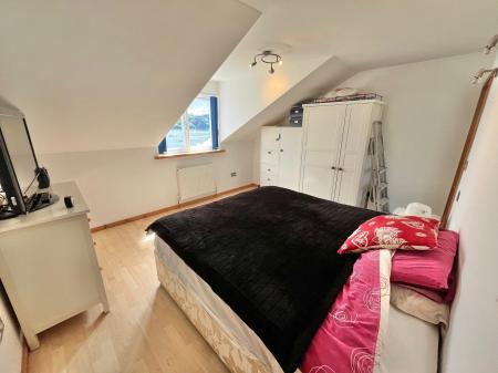 4 bedroom Detached house for sale in Old Ferry Road, Saltash, PL12