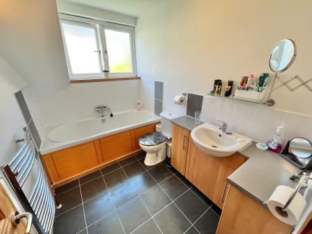 4 bedroom Detached house for sale in Old Ferry Road, Saltash, PL12